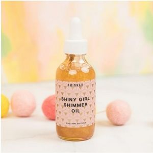NWT Aminah Skincare Shiny Gold Shimmer Oil